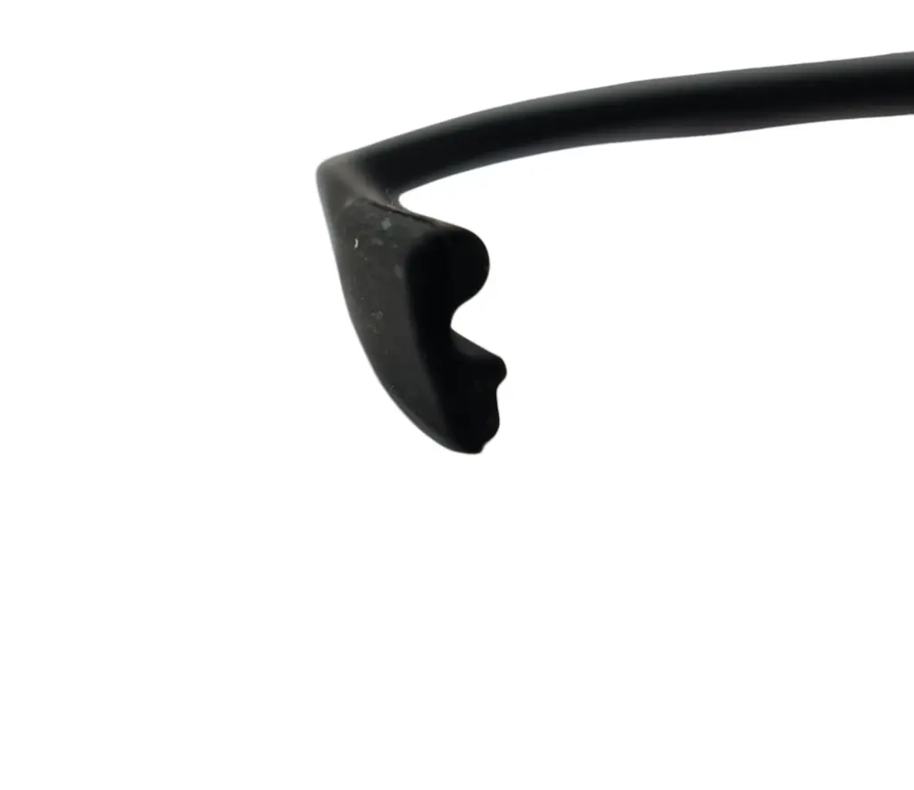 [53245] Accukap strip Stella TPE zijstrip zwart